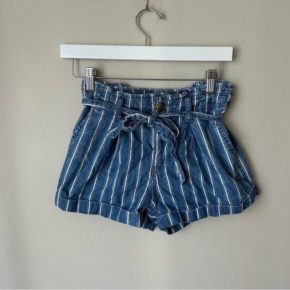 American Eagle Pants - American Eagle Women's Blue White Striped Paperbag Front Tie Shorts Size 0